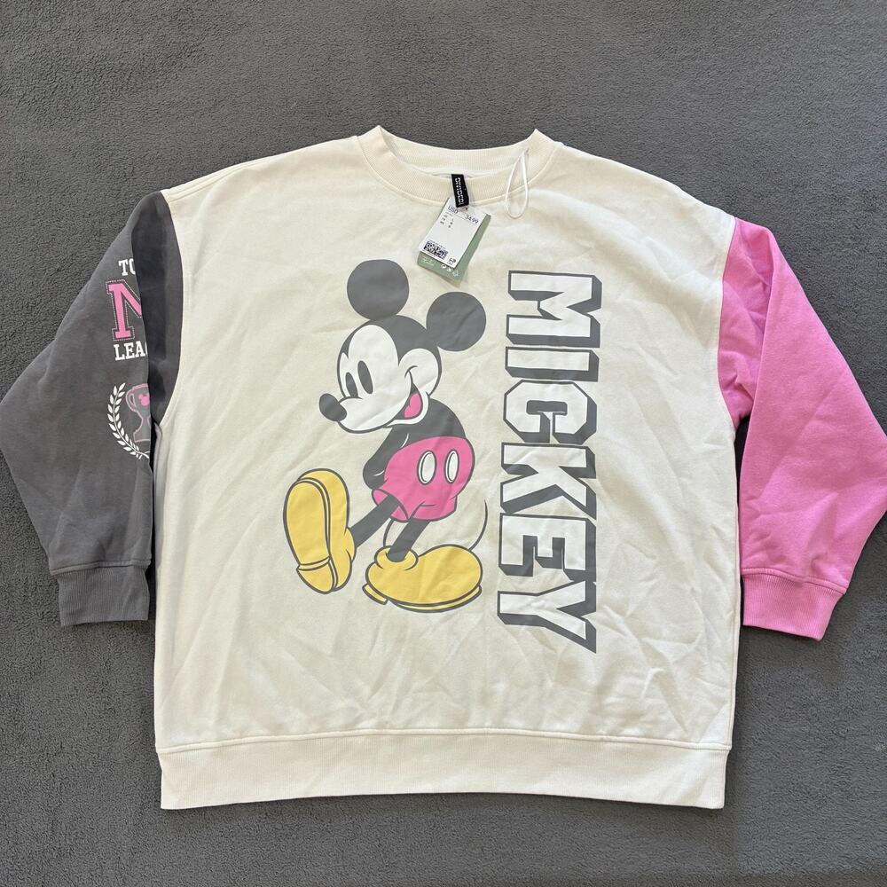 H&M Divided Cream Mickey Mouse Printed Oversized Sweatshirt Women's Size Large